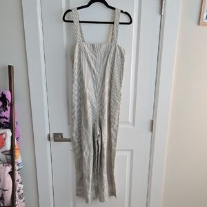 Uniqlo Green and White Striped Jumpsuit With Tie Belt